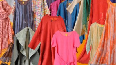 色は単体では存在していない。  関係の中でしか意味を持たない。